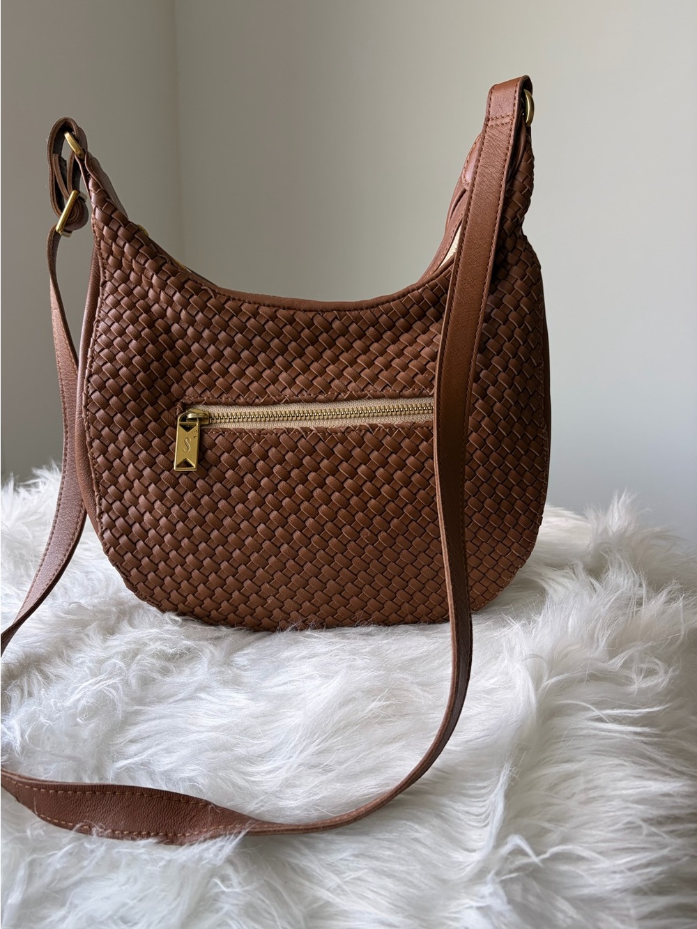 Sseko Handwoven Leather Slouch Bag
